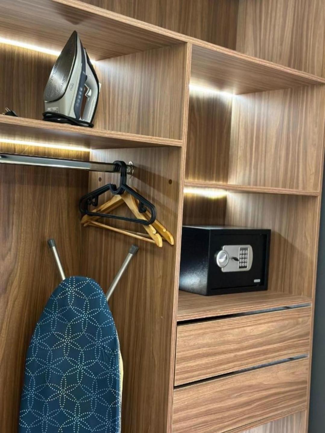 Centrico 4 Tanger Idrissia Apartamento Exterior foto